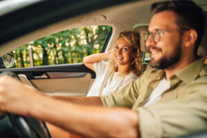 Boka bilbesiktning under påsk hos Opus Bilprovning