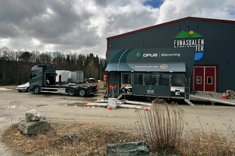 Opus mobila besiktningsstation, mobilen i Funäsdalen.